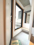 玄関 ｔｒｉａｓ３３３