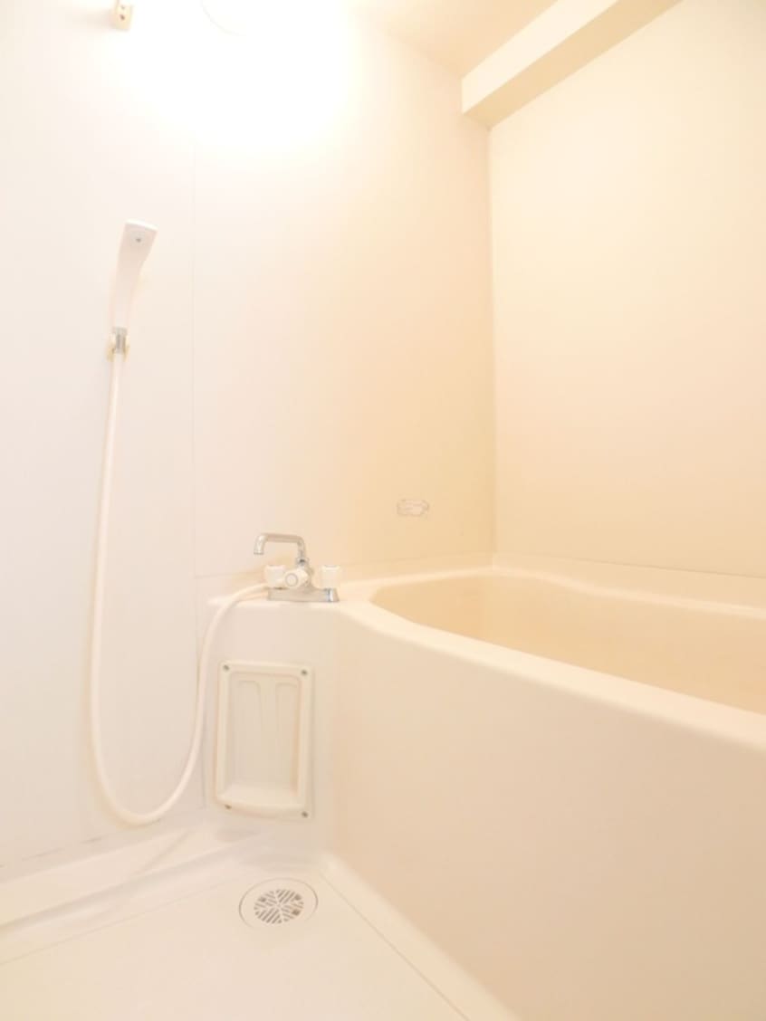 バス／シャワールーム等 シャイネン市川