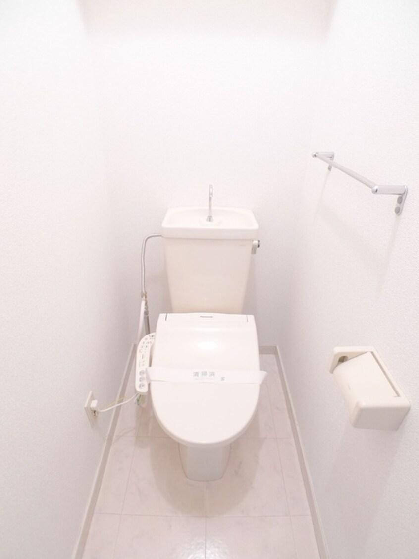 トイレ シャイネン市川