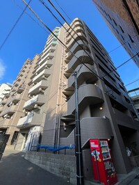 ロイヤルパレス初台（502）