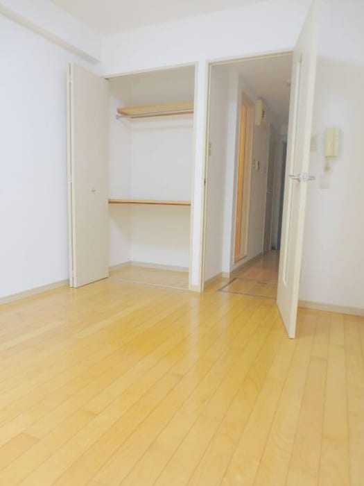 居室 LA MAISON OGIKUBO