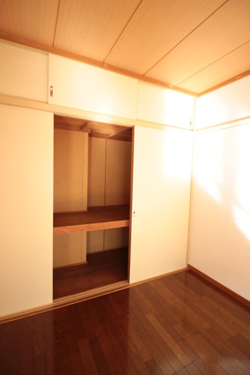 収納 グレイス石田