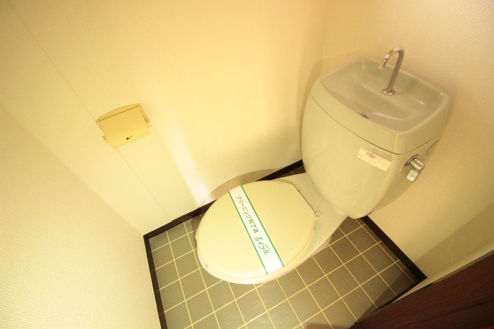 トイレ グレイス石田