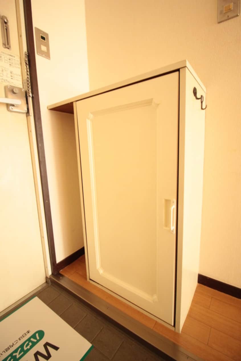 靴箱 グレイス石田