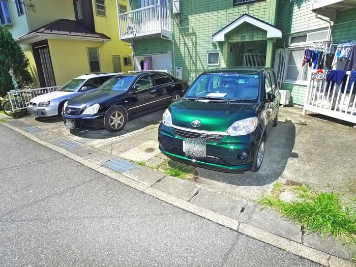 駐車場 グリ－ンコ－ポ実籾１