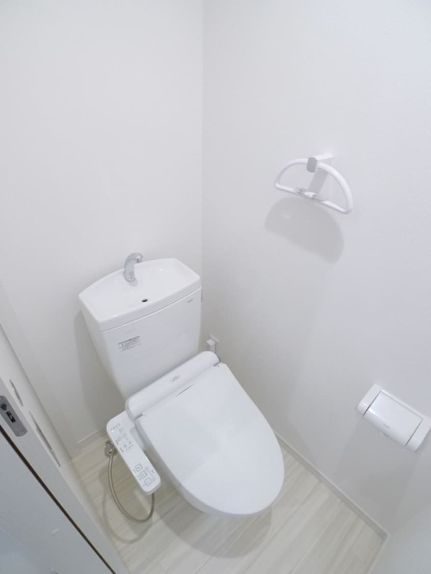 トイレ ＳパレスⅣ