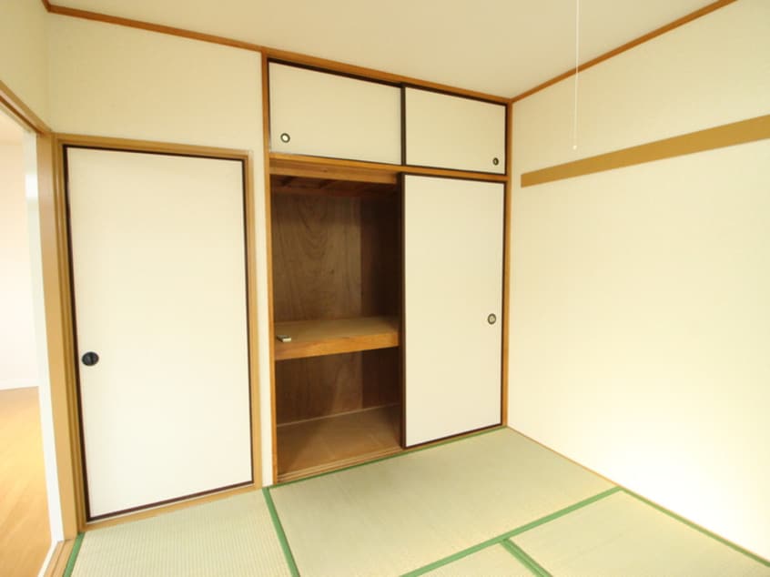 収納 グランデール向原