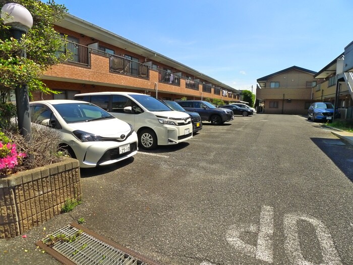 駐車場 シャルム検見川(1～5号室)