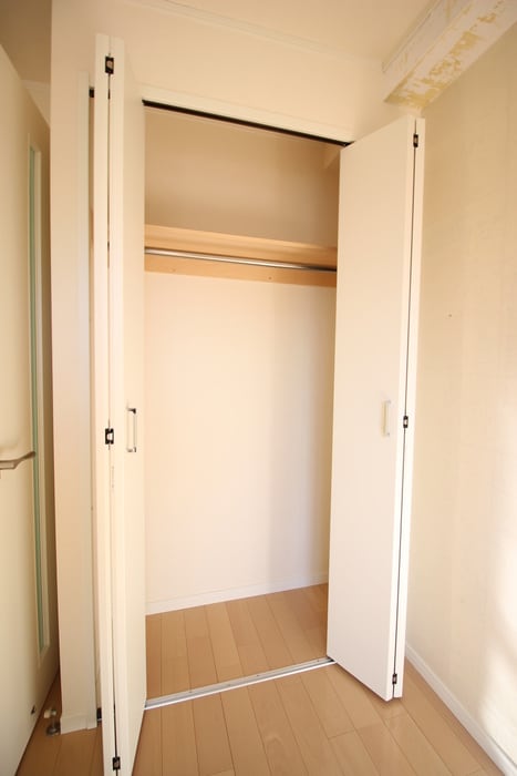 収納 スーリエ中野