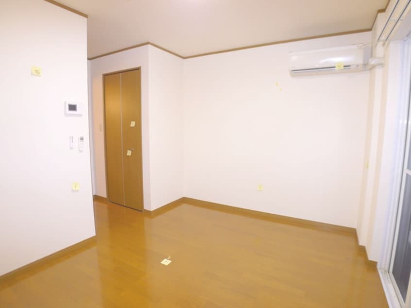 居室 Parle Ravi