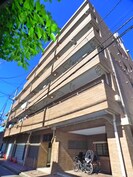 シャンドヴィラージュの外観