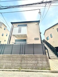 メゾンド・カワラブキ