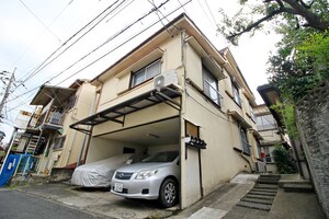 岡村荘