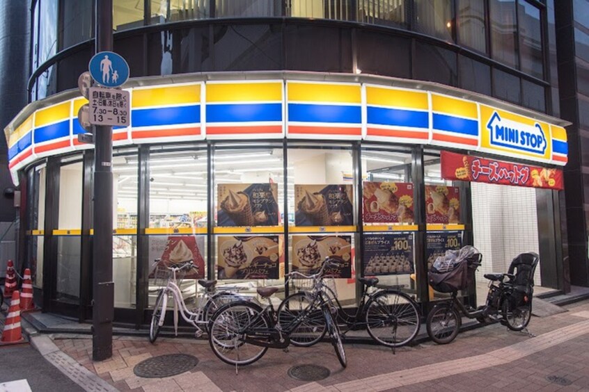 ミニストップ　板橋中丸店(コンビニ)まで428m コ－ジ－ハイツ沼田