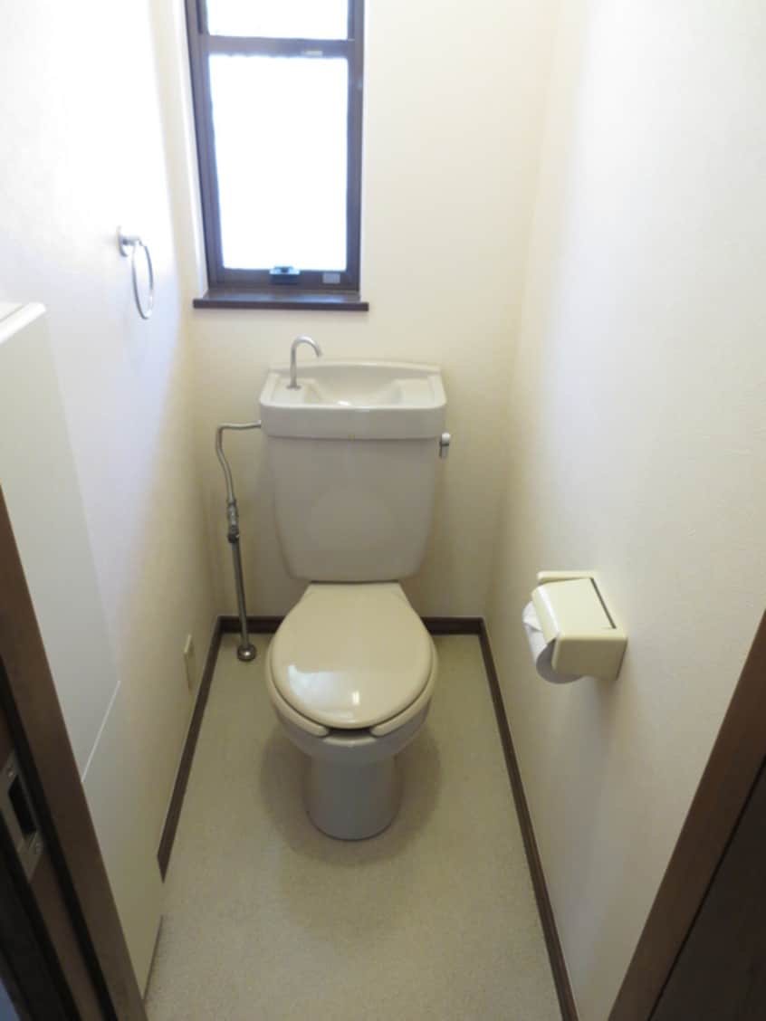 トイレ カエデハウスＢ