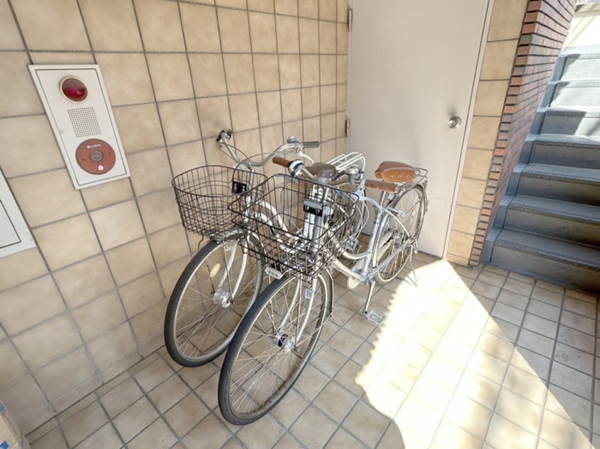 駐輪場 天野屋ビル