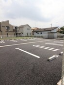 駐車場 ピースフル　ガーデン