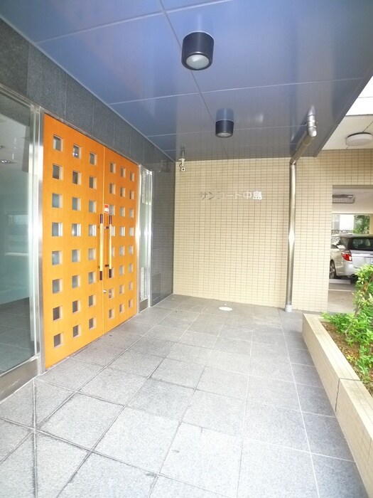 エントランス部分 サンコート中島