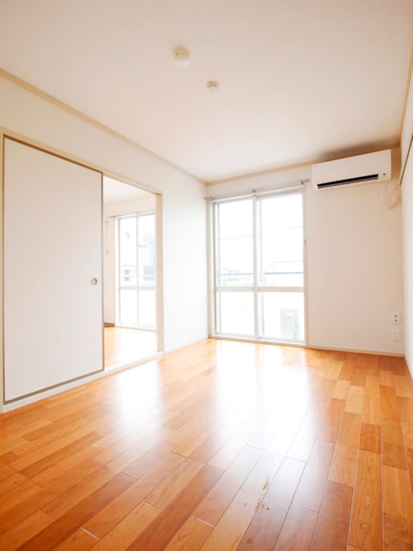 居室 アクレ－ルよも