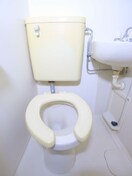 トイレ ユーコーポA