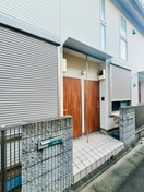 エントランス部分 ホワイトコ－ト下板橋