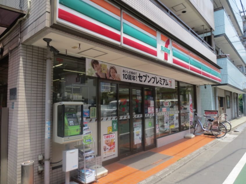 セブンイレブン(コンビニ)まで200m ホワイトコ－ト下板橋