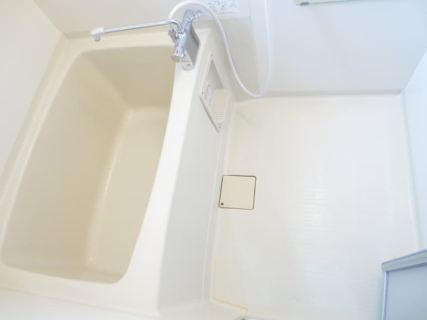 バス／シャワールーム等 シャトル中山