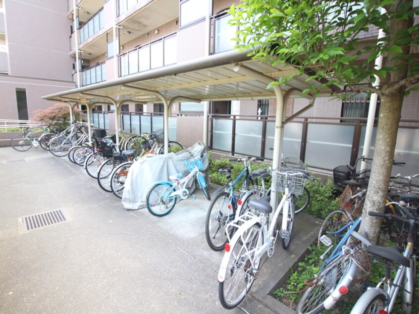 駐輪場 フォレストマンション