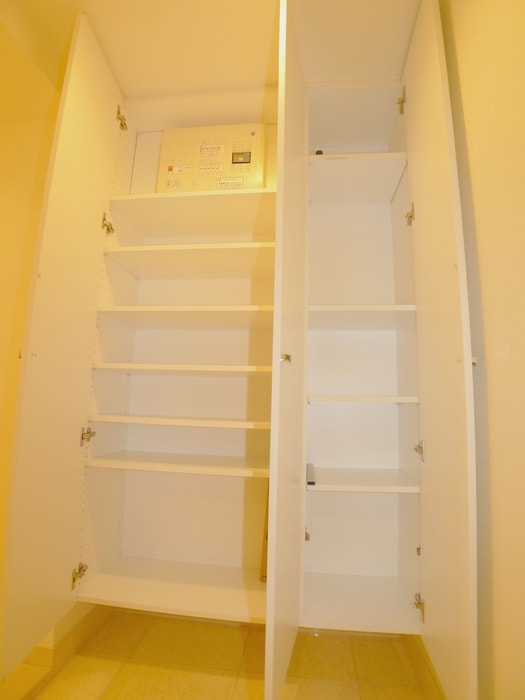 靴箱 ﾛｲﾔﾙﾊﾟｰｸｽﾀﾜｰ南千住