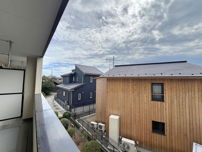 室内からの展望 ローズガーデン　Ｂ