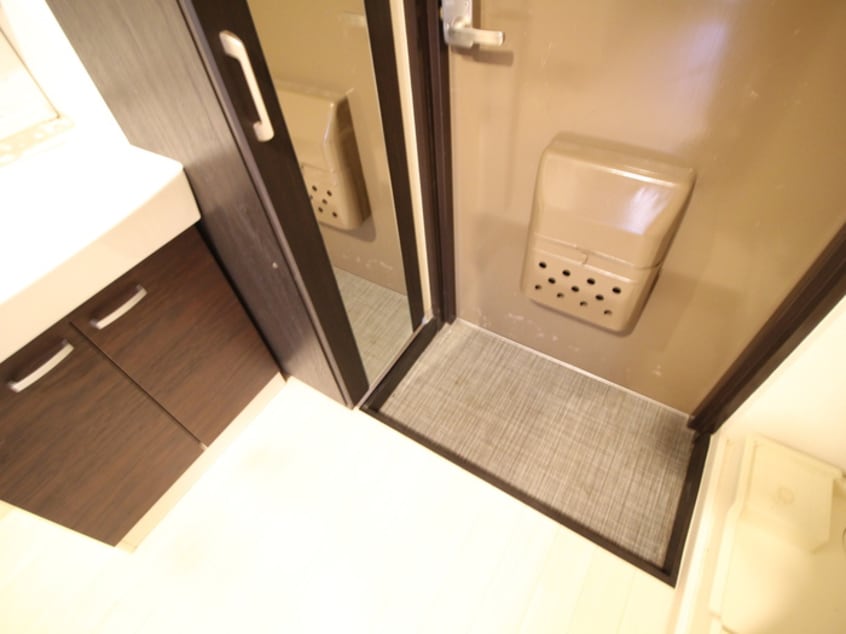 玄関 ドミール大倉山