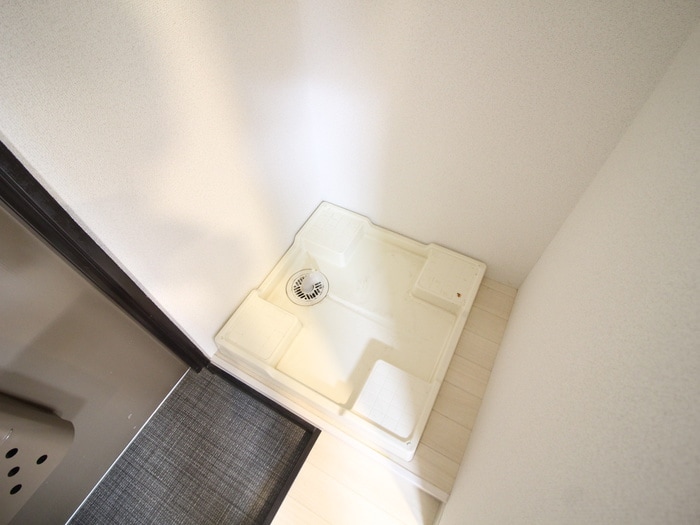 洗濯機置場 ドミール大倉山