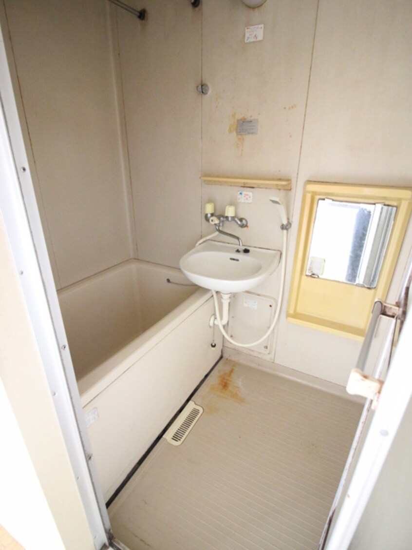 バス／シャワールーム等 コ－ポグリ－ン