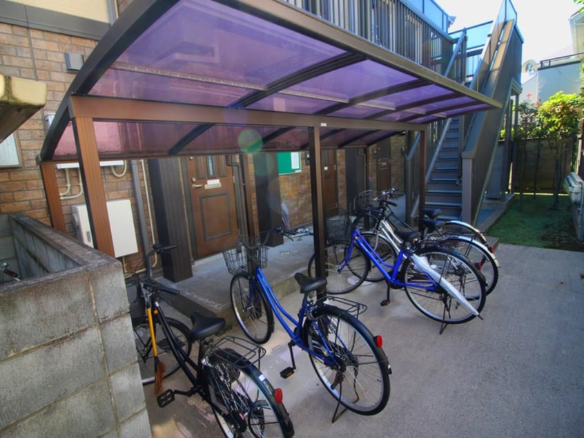 駐輪場 コンフォール杉並