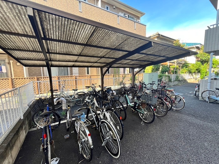駐輪場 ラポールヤマミツ