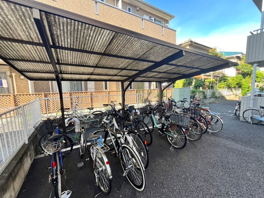 駐輪場 ラポールヤマミツ