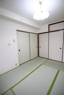 居室 ラポールヤマミツ