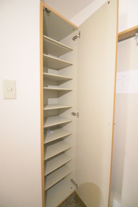 玄関 ヴァンテ・ヴェ－ル