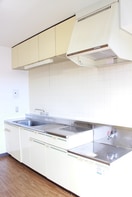 キッチン ラ メ－ゾン デ フル－ル