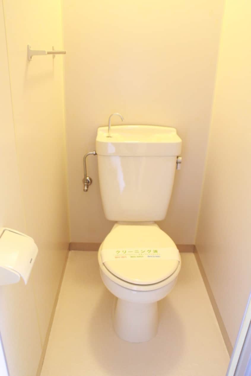 トイレ ラ メ－ゾン デ フル－ル