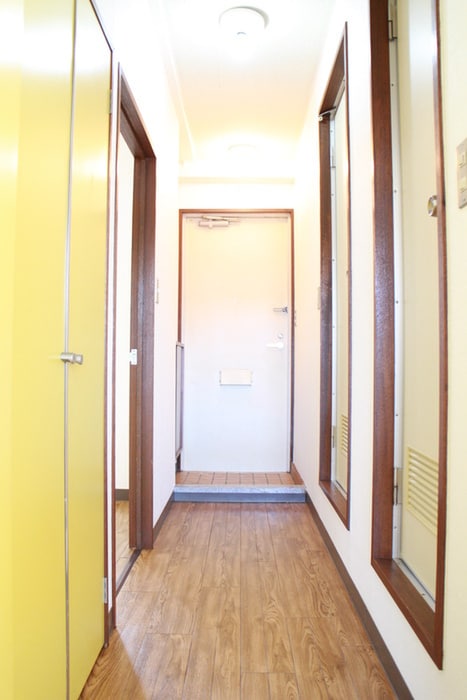 廊下 ラ メ－ゾン デ フル－ル