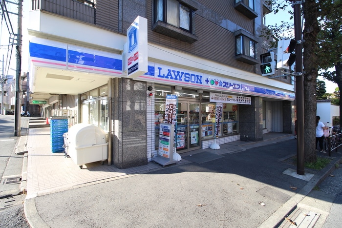 ローソン(コンビニ)まで600m ラ メ－ゾン デ フル－ル