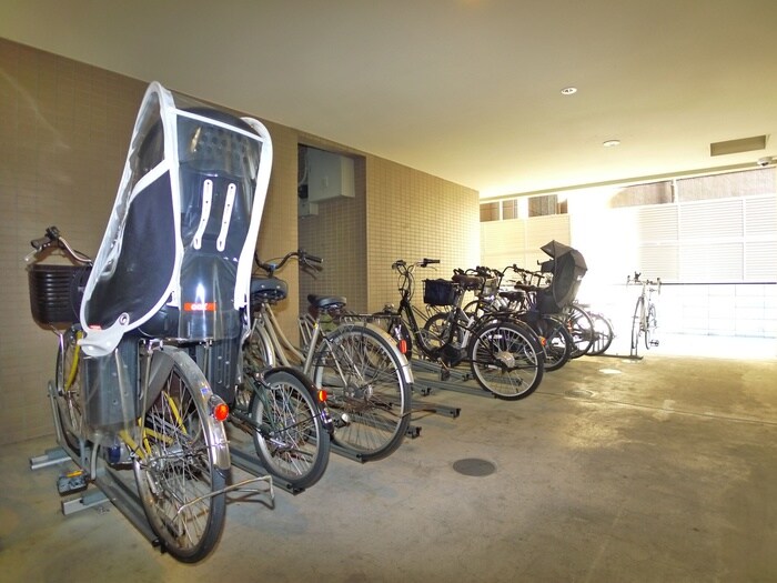 駐輪場 レスポワール　エフ