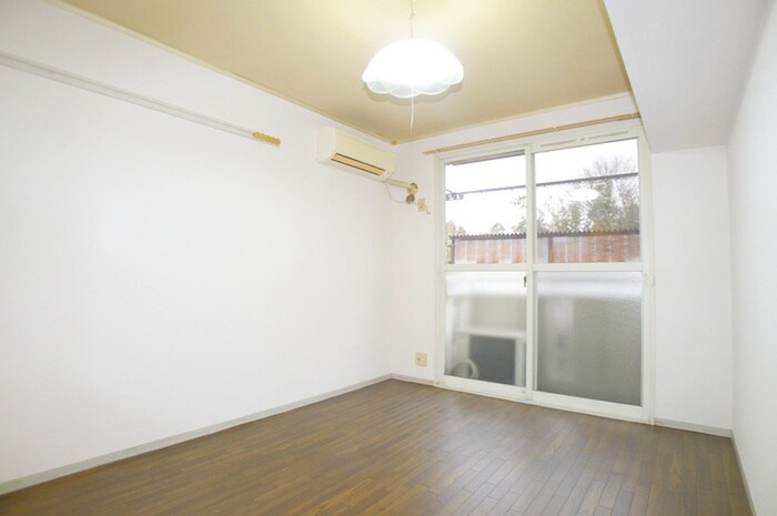 居室 ユーコーポB