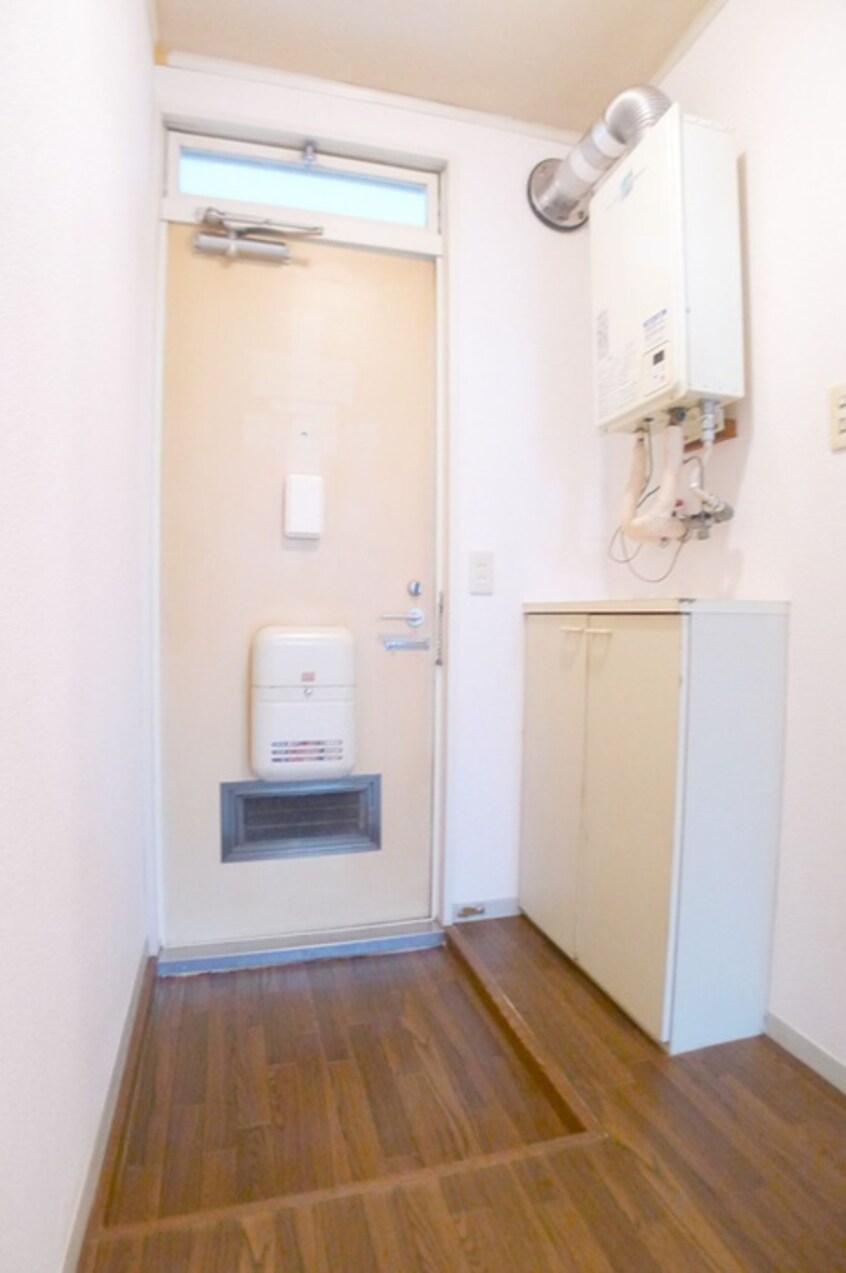 玄関 ユーコーポB