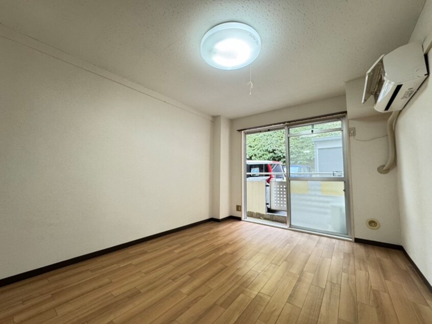 居室 カーサ７０３