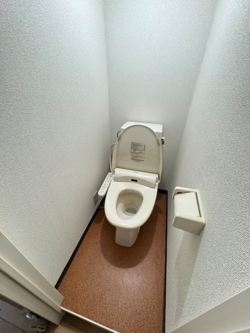 トイレ カーサ７０３
