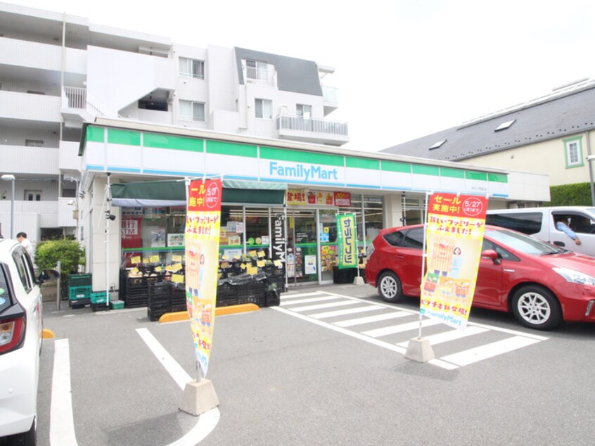 ファミリーマート まるいし希望丘店(コンビニ)まで424m グリ－ンハイツ