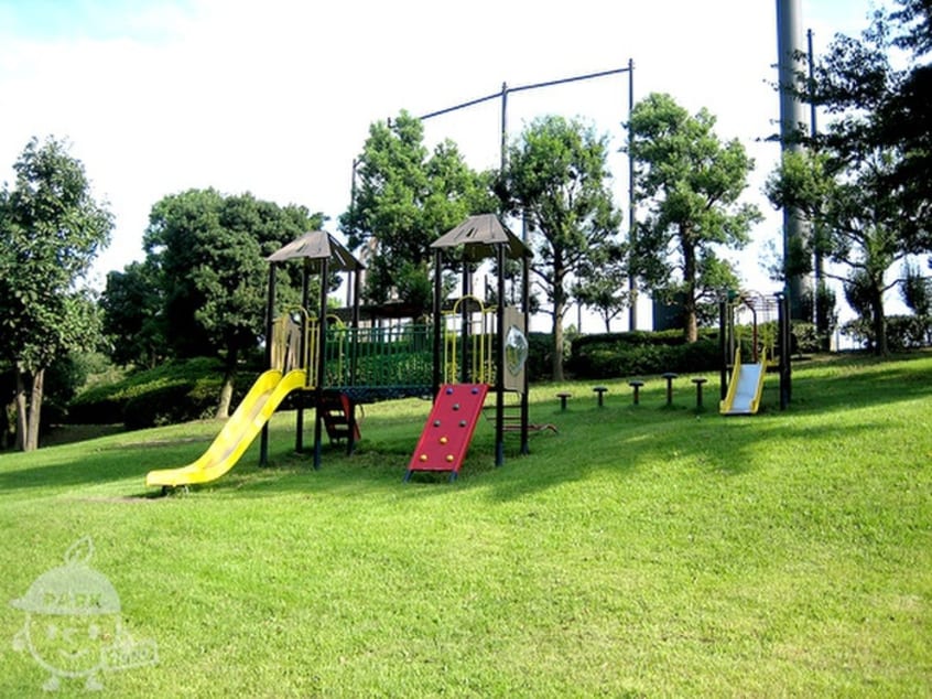 今川公園(公園)まで900m 中沢町テラスハウスD棟