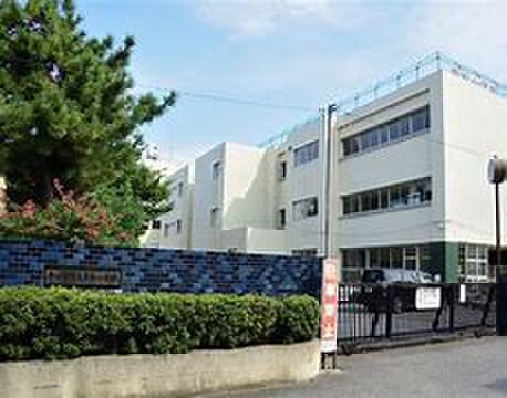 春日部市立幸松小学校(小学校)まで400m ラウレア春日部